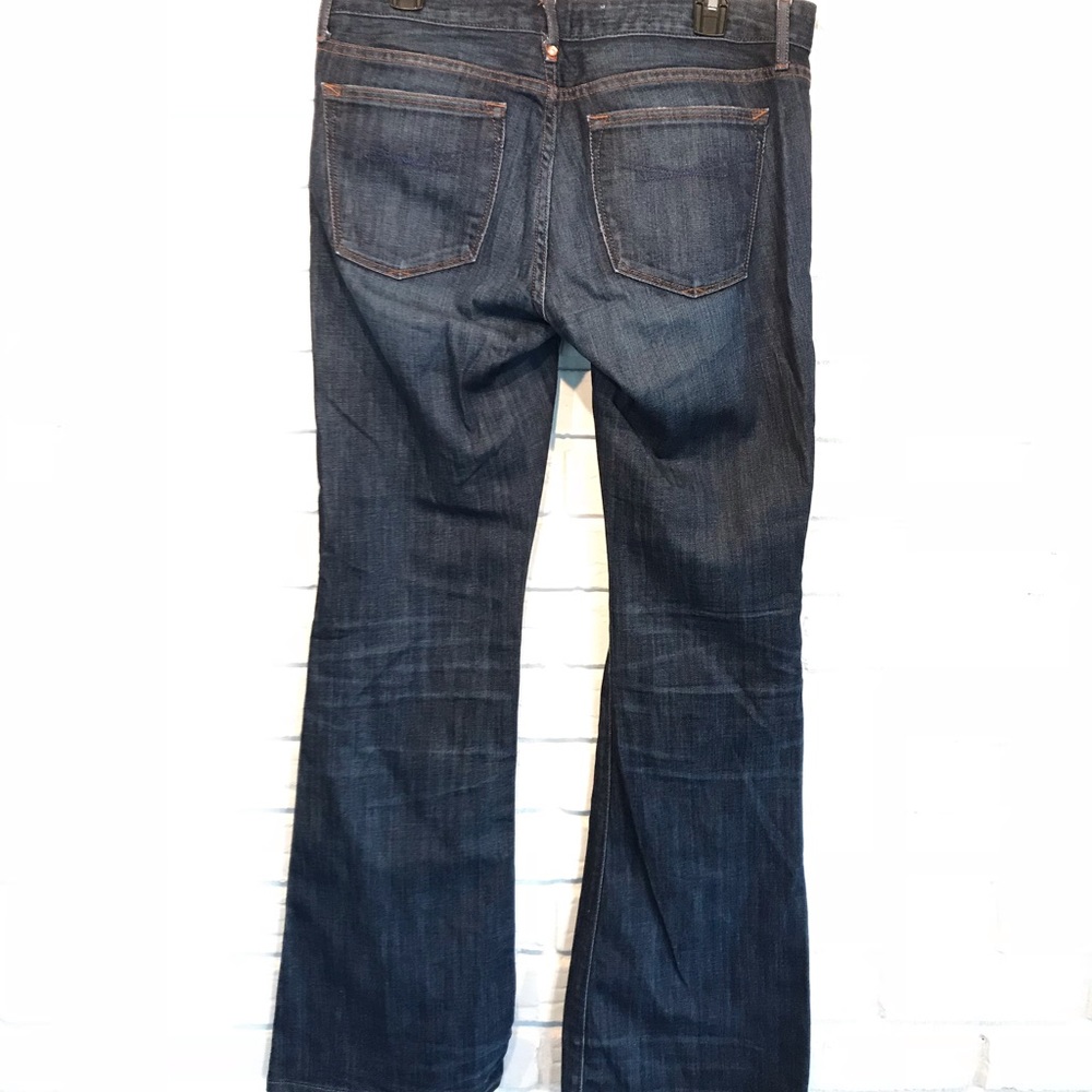 Women’s Flare Gap Jeans - Picture 3 of 4